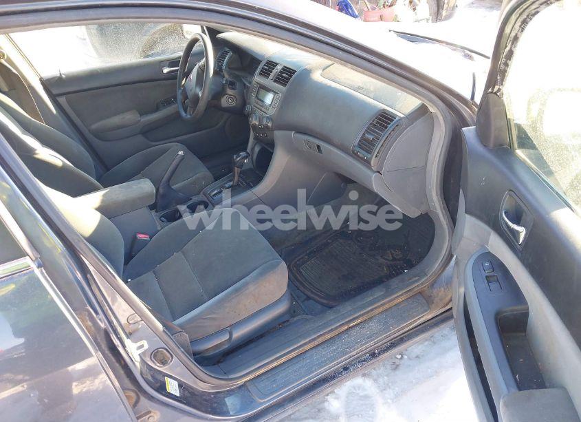 Photo 5 of 2007 Honda Accord 2.4 LX (VIN 1HGCM56467A222217)