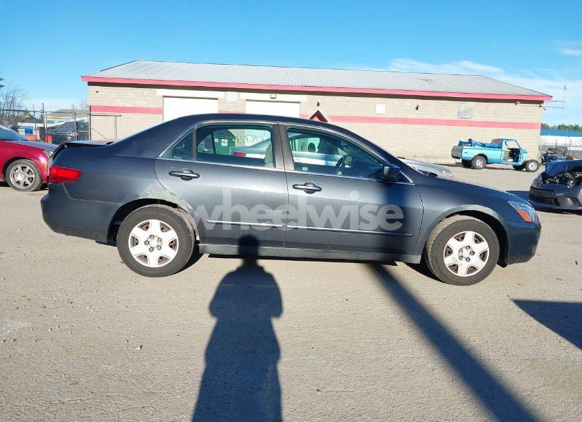 Photo 13 of 2005 Honda Accord 2.4 LX (VIN 1HGCM56475A024825)