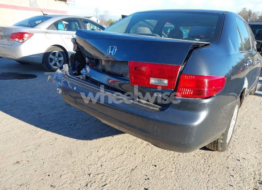 Photo 6 of 2005 Honda Accord 2.4 LX (VIN 1HGCM56475A024825)
