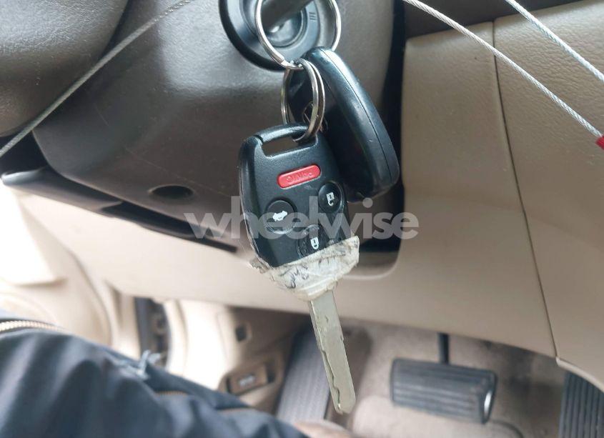 Photo 11 of 2005 Honda Accord 2.4 LX (VIN 1HGCM56475A035484)