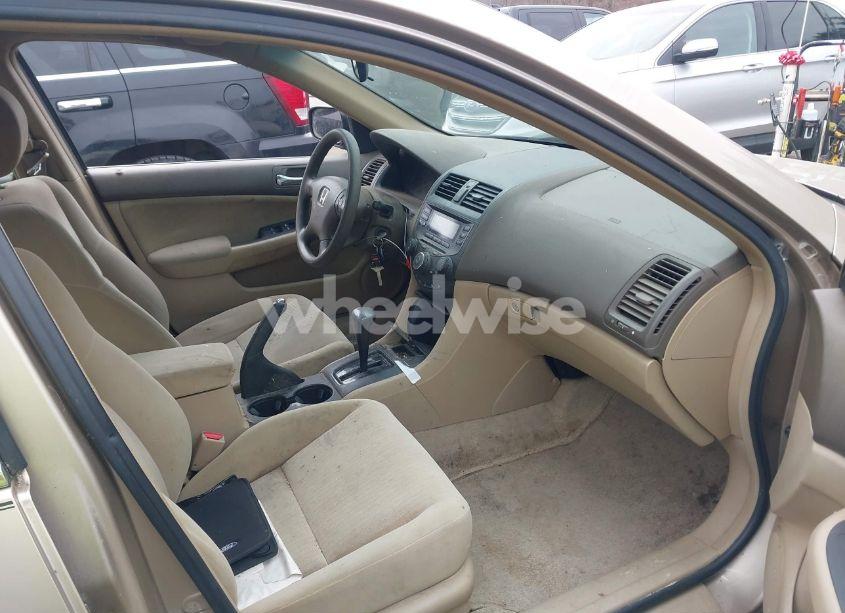 Photo 5 of 2005 Honda Accord 2.4 LX (VIN 1HGCM56475A035484)