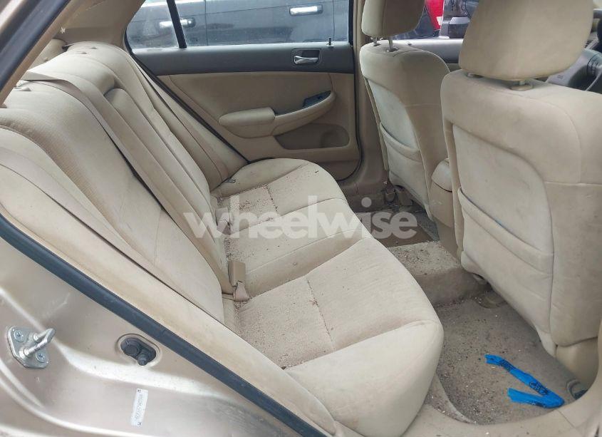 Photo 8 of 2005 Honda Accord 2.4 LX (VIN 1HGCM56475A035484)