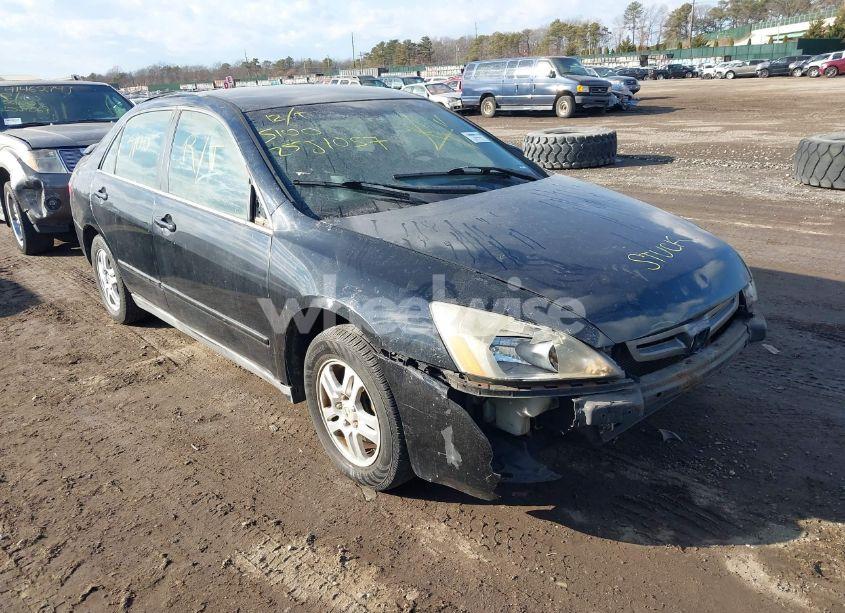 2005 Honda Accord 2.4 LX (VIN 1HGCM56475A069215) main photo