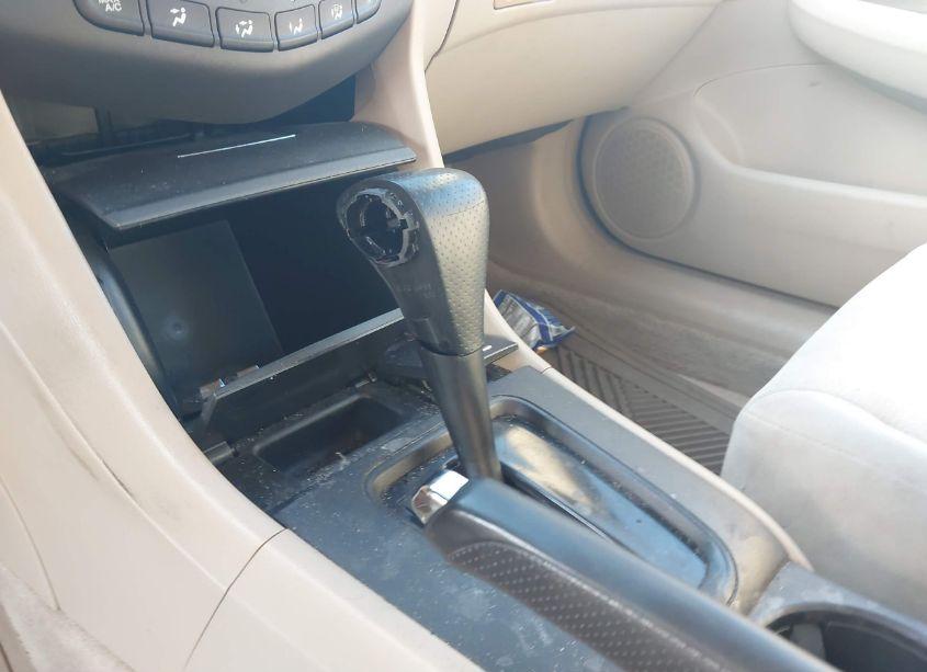 Photo 12 of 2005 Honda Accord 2.4 LX (VIN 1HGCM56475A076746)