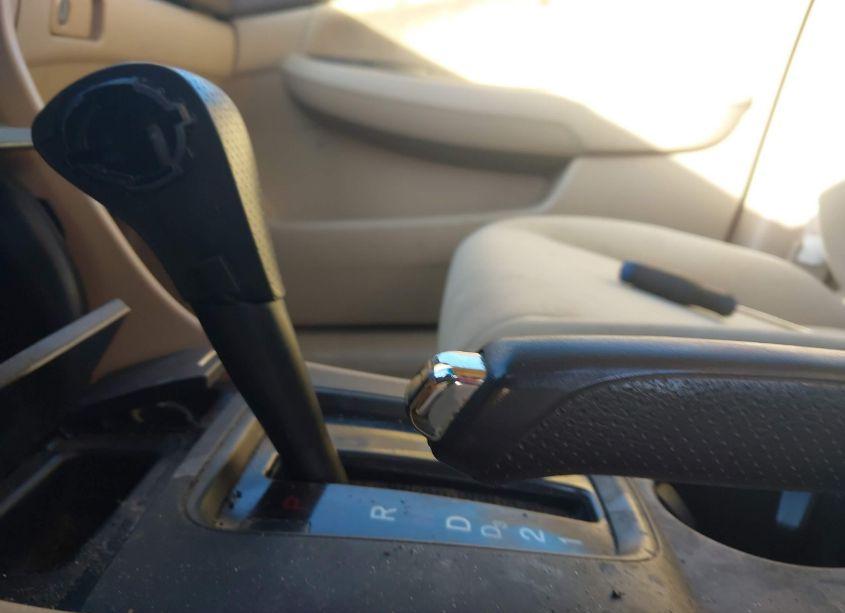 Photo 13 of 2005 Honda Accord 2.4 LX (VIN 1HGCM56475A076746)