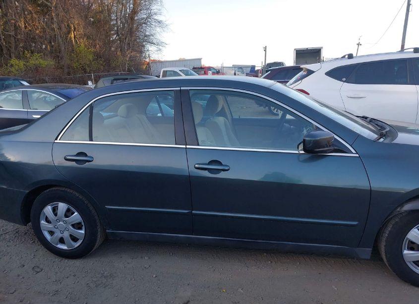 Photo 14 of 2005 Honda Accord 2.4 LX (VIN 1HGCM56475A085088)