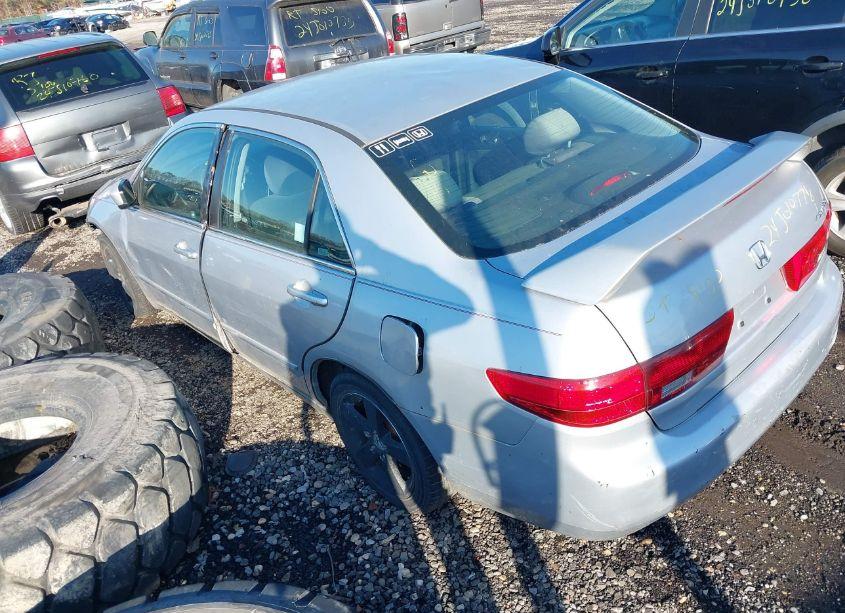 Photo 3 of 2005 Honda Accord 2.4 LX (VIN 1HGCM56475A112600)