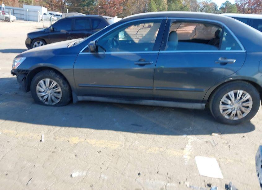 Photo 14 of 2005 Honda Accord 2.4 LX (VIN 1HGCM56475A115724)