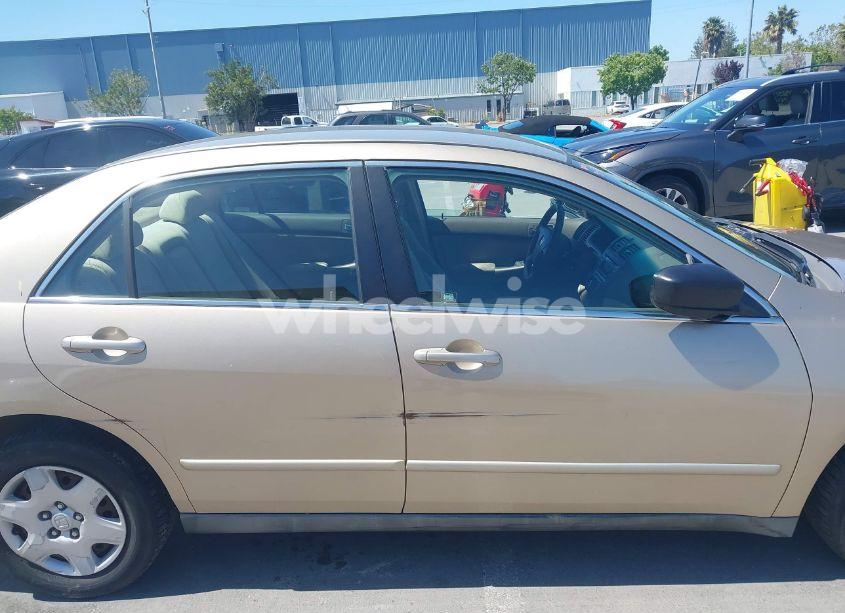 Photo 13 of 2005 Honda Accord 2.4 LX (VIN 1HGCM56475A127579)