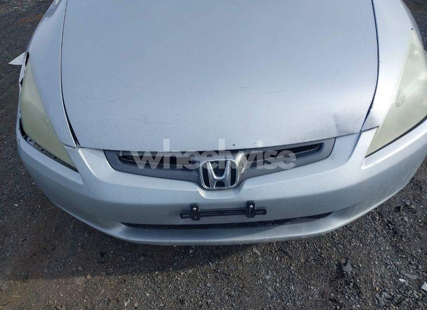 Photo 6 of 2005 Honda Accord 2.4 LX (VIN 1HGCM56475L000870)