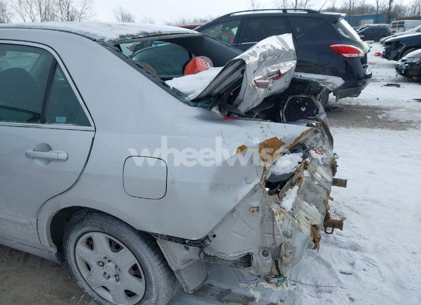 Photo 6 of 2006 Honda Accord 2.4 LX (VIN 1HGCM56476A062511)