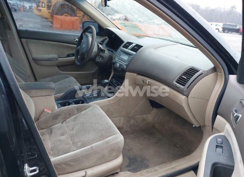 Photo 5 of 2007 Honda Accord 2.4 LX (VIN 1HGCM56477A034368)