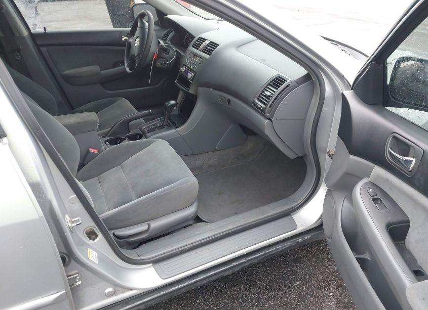 Photo 5 of 2007 Honda Accord 2.4 LX (VIN 1HGCM56477A168653)