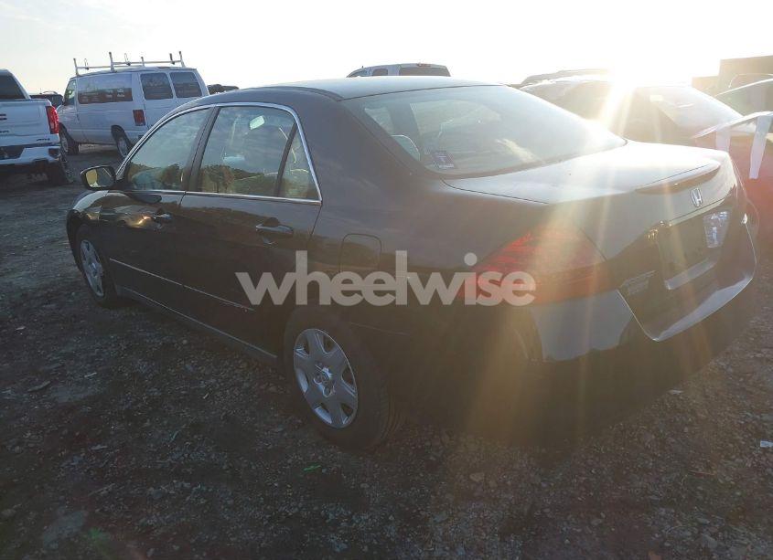 Photo 3 of 2007 Honda Accord 2.4 LX (VIN 1HGCM56477A219469)