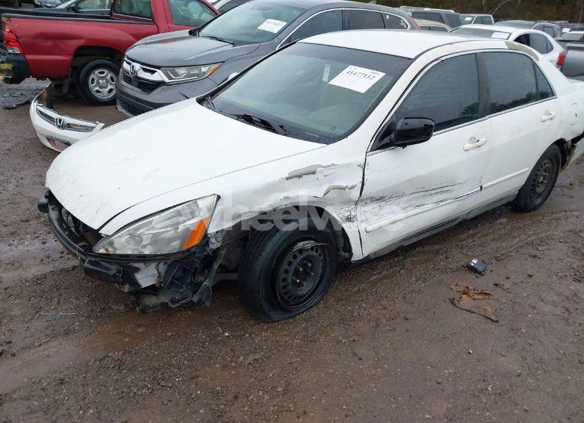 Photo 2 of 2007 Honda Accord 2.4 LX (VIN 1HGCM56477A229550)