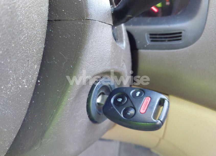 Photo 11 of 2005 Honda Accord 2.4 LX (VIN 1HGCM56485A006463)