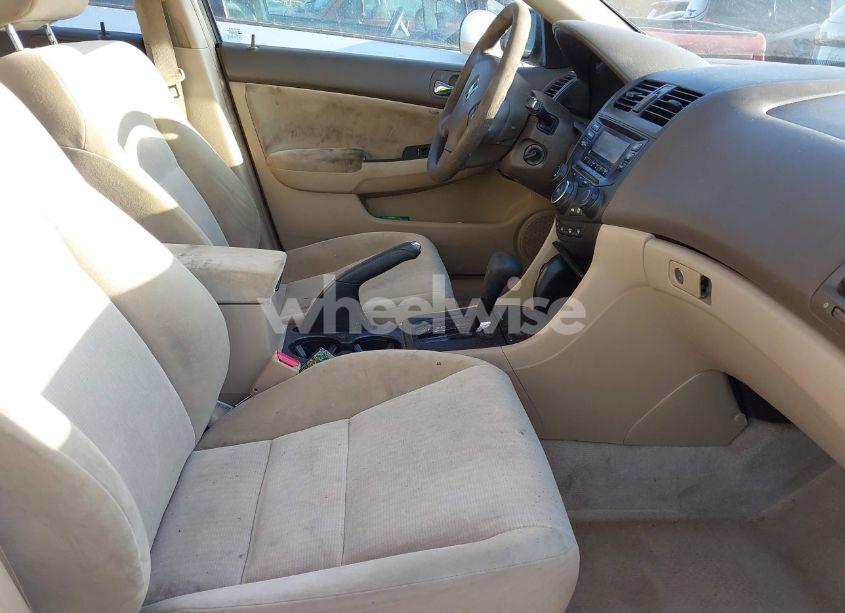 Photo 5 of 2005 Honda Accord 2.4 LX (VIN 1HGCM56485A006463)