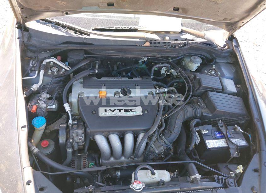 Photo 10 of 2005 Honda Accord 2.4 LX (VIN 1HGCM56485A065691)