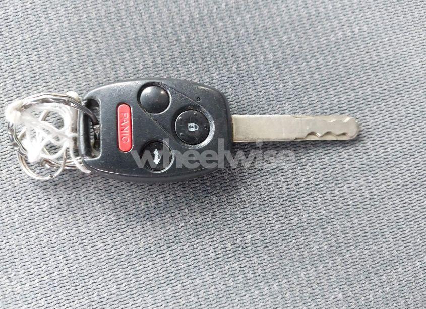 Photo 11 of 2005 Honda Accord 2.4 LX (VIN 1HGCM56485A090476)