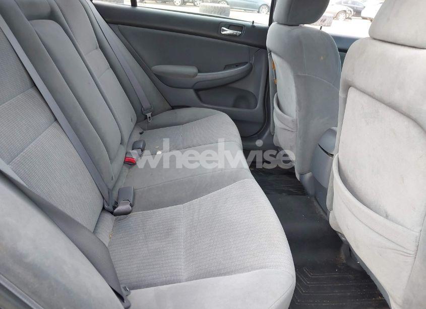 Photo 8 of 2005 Honda Accord 2.4 LX (VIN 1HGCM56485A090476)