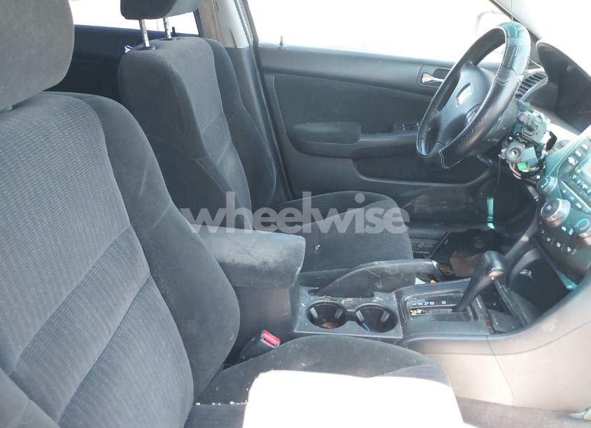 Photo 5 of 2005 Honda Accord 2.4 LX (VIN 1HGCM56485A141863)