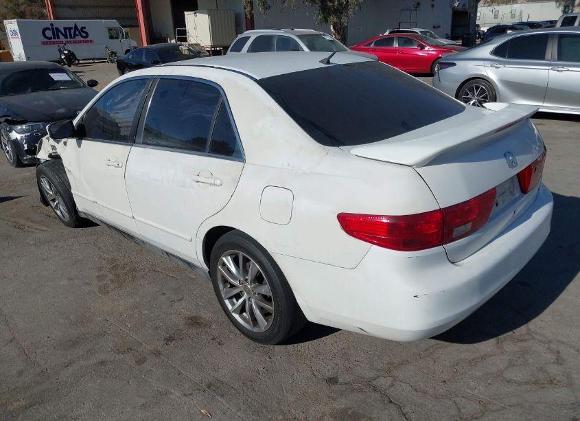 Photo 3 of 2005 Honda Accord 2.4 LX (VIN 1HGCM56485A170926)