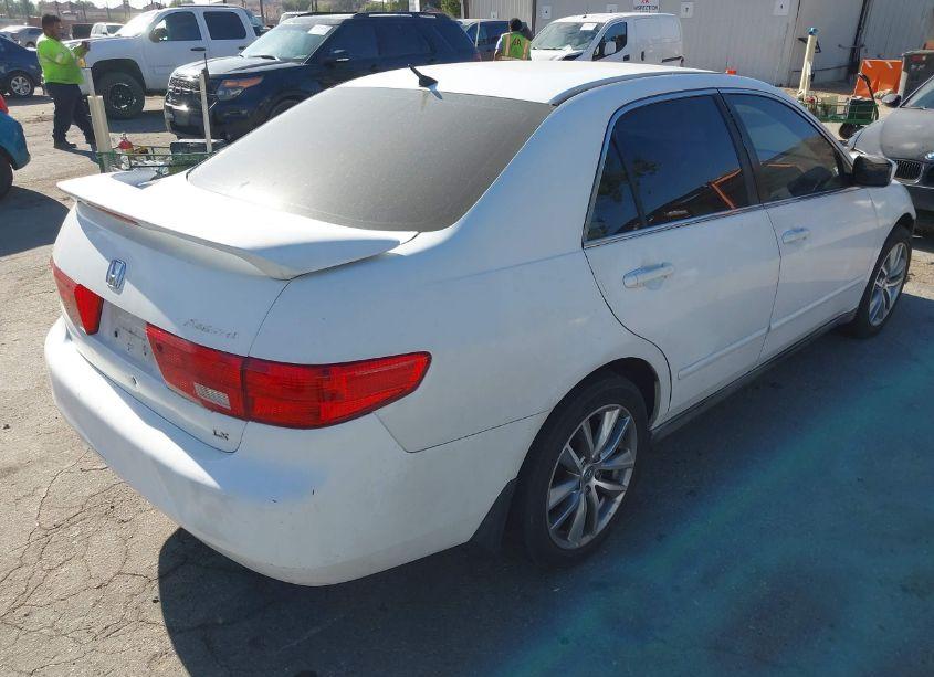 Photo 4 of 2005 Honda Accord 2.4 LX (VIN 1HGCM56485A170926)