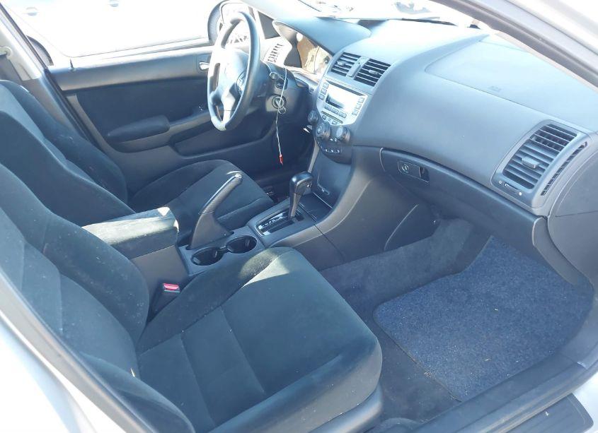 Photo 5 of 2006 Honda Accord 2.4 LX (VIN 1HGCM56486A007100)