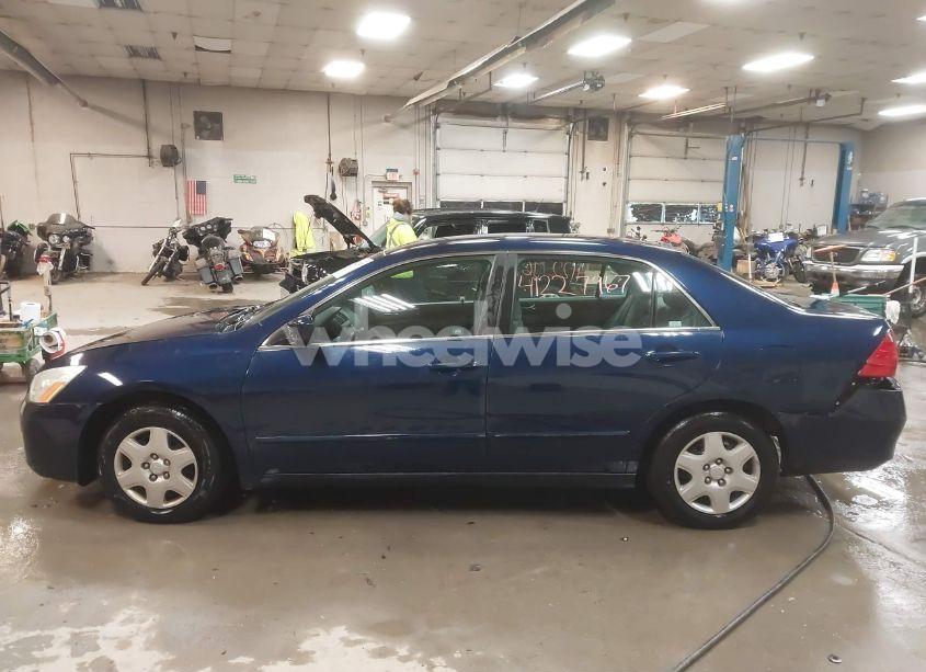 Photo 14 of 2006 Honda Accord 2.4 LX (VIN 1HGCM56486A058127)