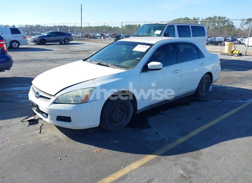Photo 2 of 2006 Honda Accord 2.4 LX (VIN 1HGCM56486A058581)