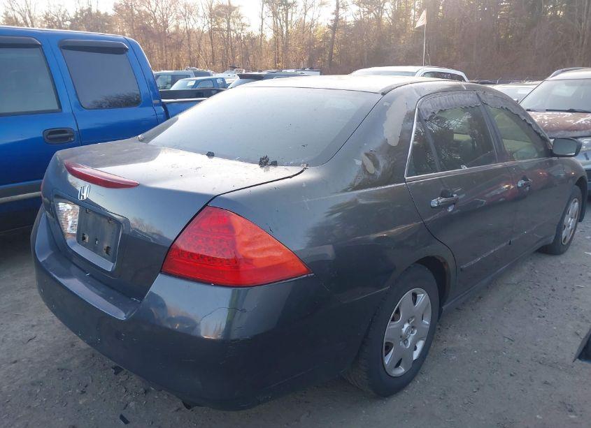 Photo 4 of 2006 Honda Accord 2.4 LX (VIN 1HGCM56486A148832)