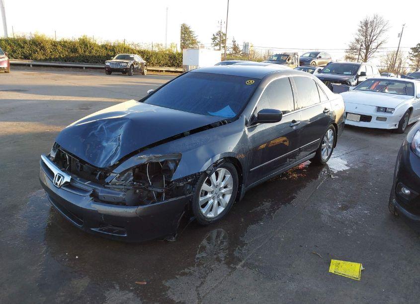 Photo 2 of 2007 Honda Accord 2.4 LX (VIN 1HGCM56487A077360)