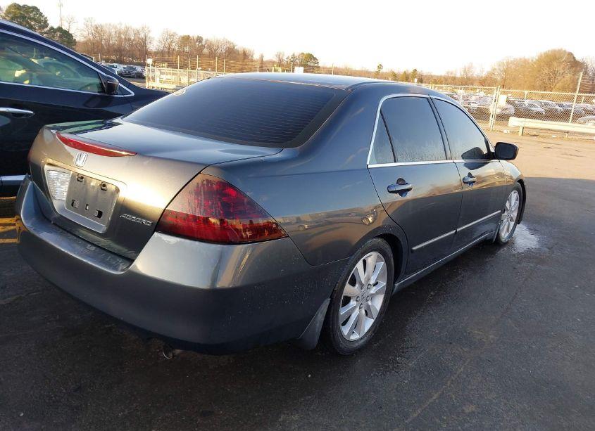 Photo 4 of 2007 Honda Accord 2.4 LX (VIN 1HGCM56487A077360)