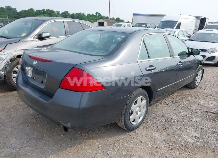 Photo 4 of 2007 Honda Accord 2.4 LX (VIN 1HGCM56487A084275)