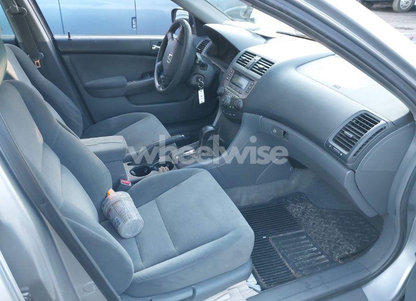 Photo 5 of 2007 Honda Accord 2.4 LX (VIN 1HGCM56487A101205)