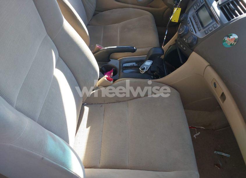 Photo 5 of 2007 Honda Accord 2.4 LX (VIN 1HGCM56487A150520)