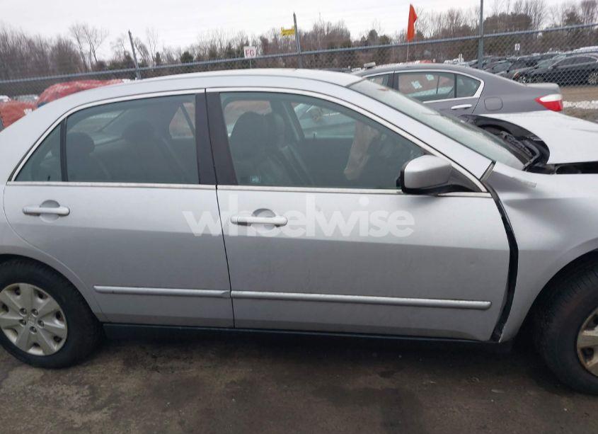 Photo 13 of 2004 Honda Accord 2.4 LX (VIN 1HGCM56494A146567)