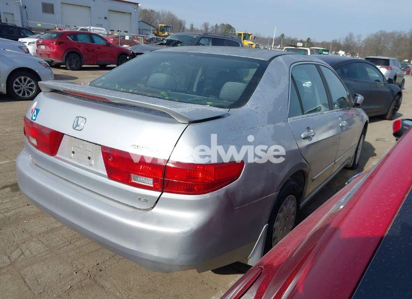 Photo 4 of 2005 Honda Accord 2.4 LX (VIN 1HGCM56495A028097)