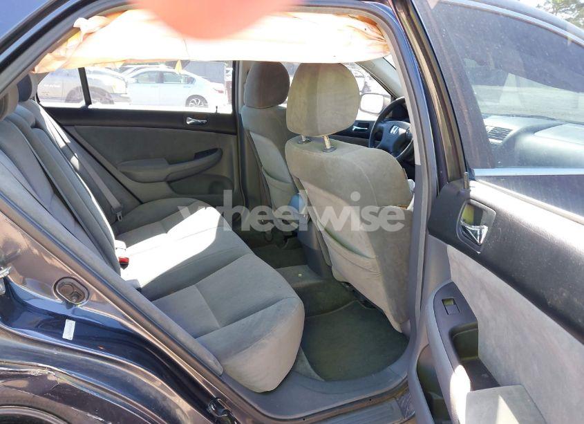 Photo 8 of 2005 Honda Accord 2.4 LX (VIN 1HGCM56495A055476)