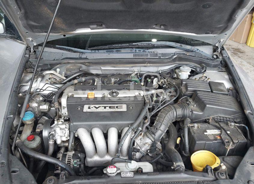 Photo 10 of 2005 Honda Accord 2.4 LX (VIN 1HGCM56495A056014)