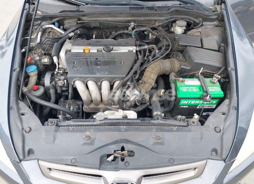 Photo 10 of 2005 Honda Accord 2.4 LX (VIN 1HGCM56495A057888)