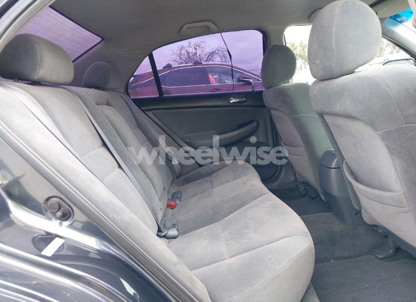 Photo 8 of 2005 Honda Accord 2.4 LX (VIN 1HGCM56495A057888)