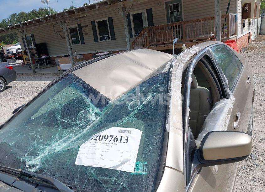 Photo 6 of 2005 Honda Accord 2.4 LX (VIN 1HGCM56495A120214)