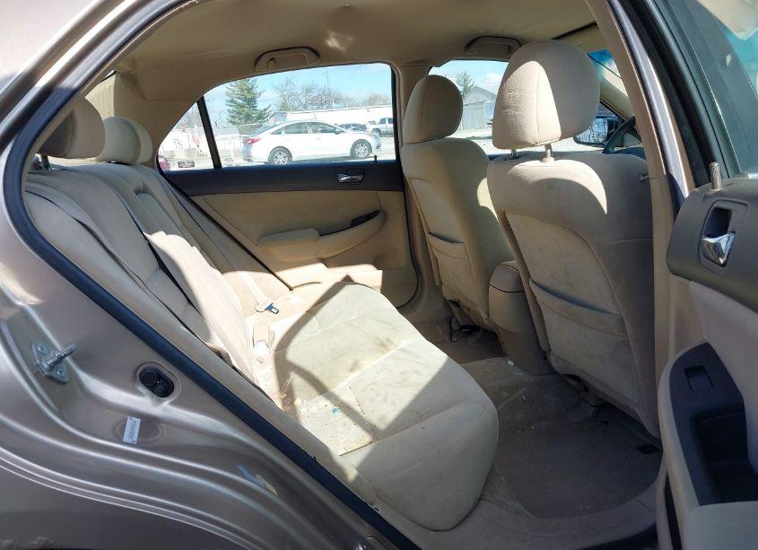 Photo 8 of 2005 Honda Accord 2.4 LX (VIN 1HGCM56495A192630)