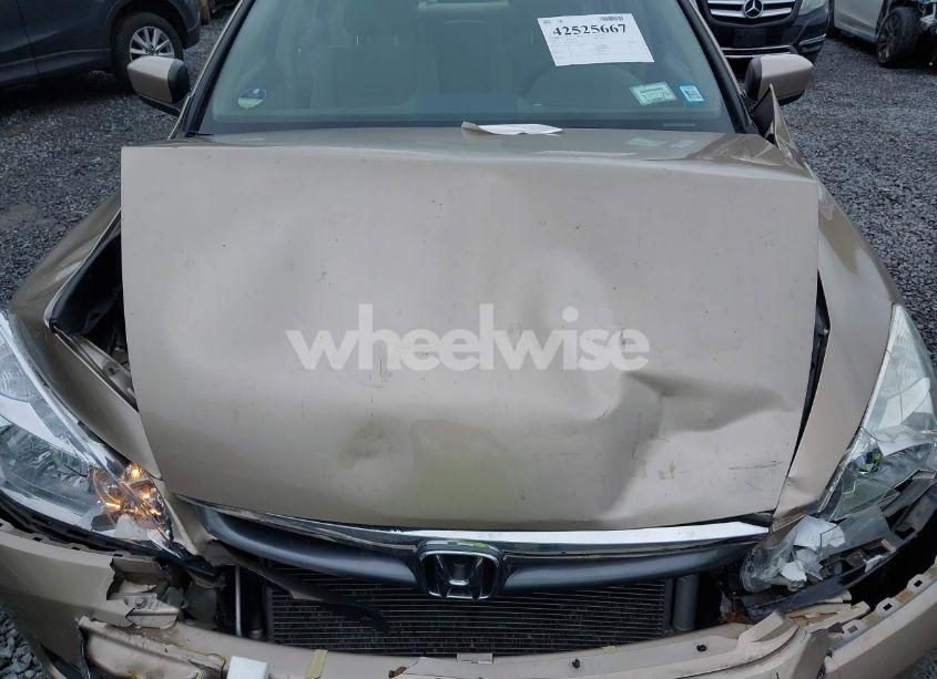 Photo 10 of 2006 Honda Accord 2.4 LX (VIN 1HGCM56496A135555)