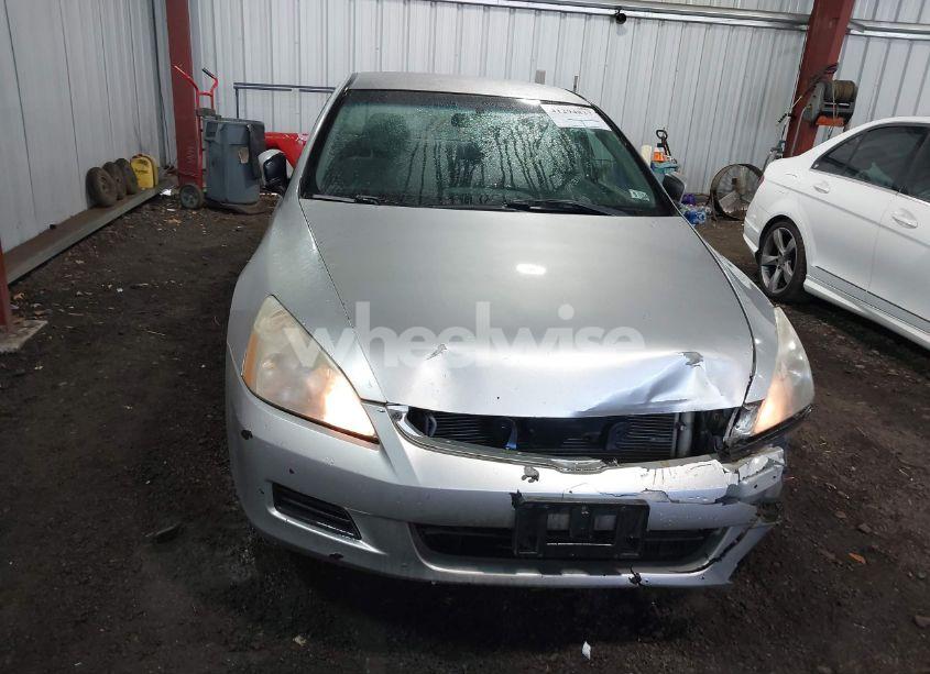 Photo 13 of 2006 Honda Accord 2.4 LX (VIN 1HGCM56496A156745)