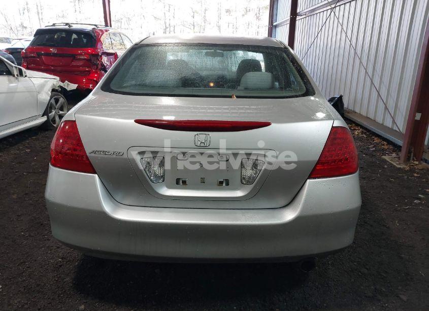 Photo 17 of 2006 Honda Accord 2.4 LX (VIN 1HGCM56496A156745)