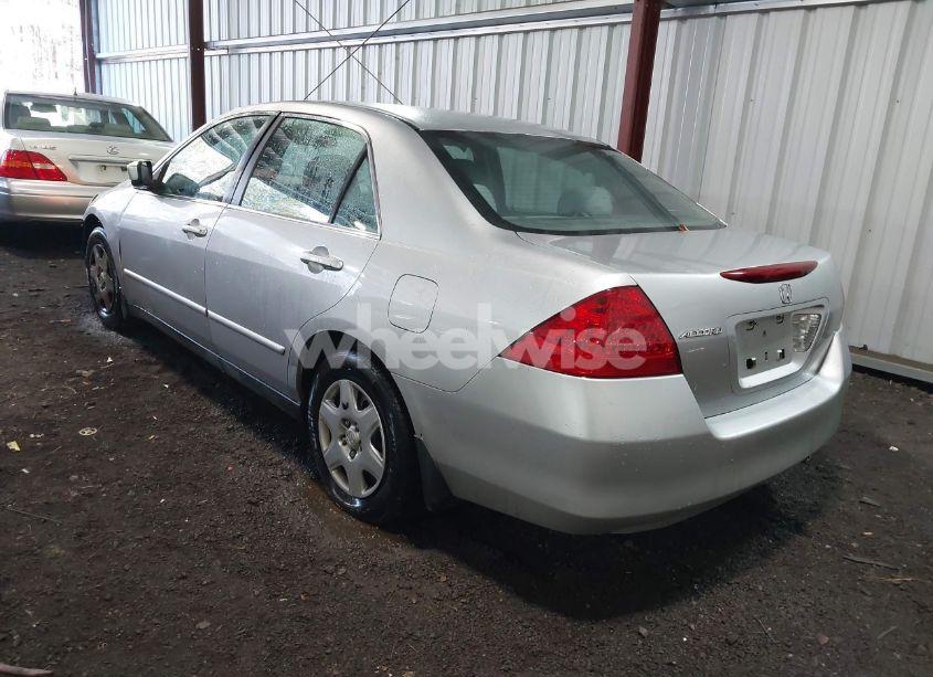 Photo 3 of 2006 Honda Accord 2.4 LX (VIN 1HGCM56496A156745)