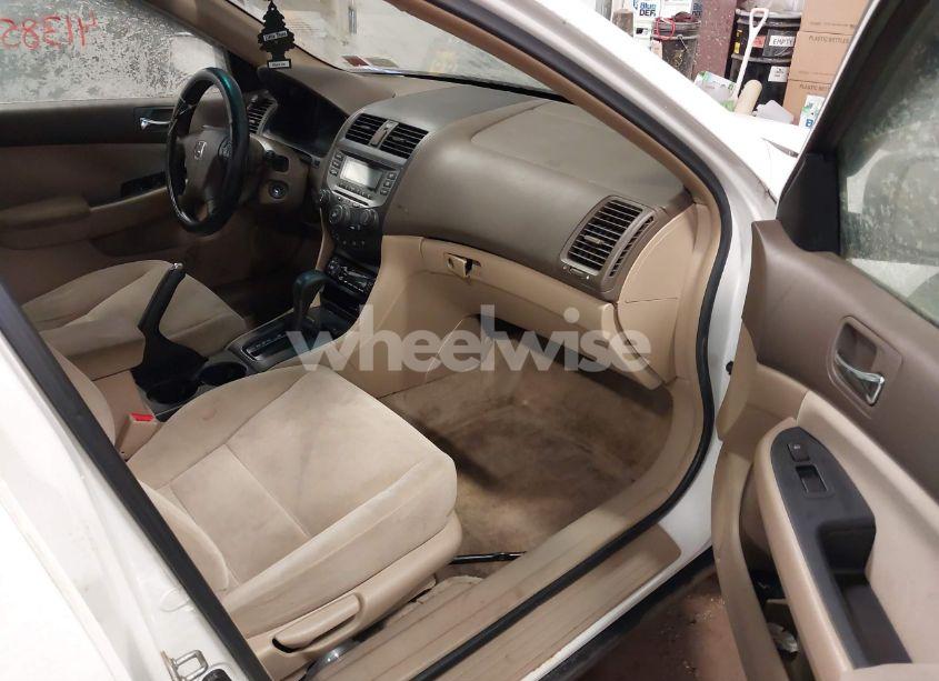 Photo 5 of 2007 Honda Accord 2.4 LX (VIN 1HGCM56497A027339)