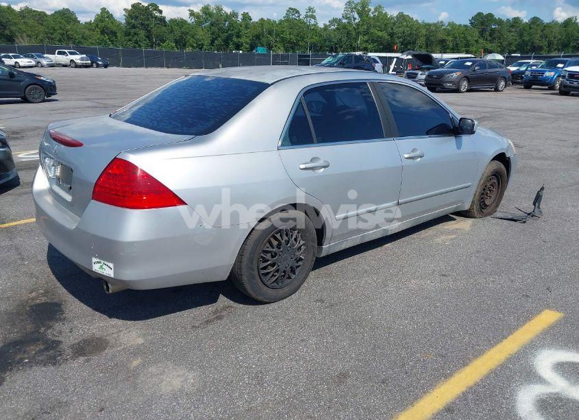 Photo 4 of 2007 Honda Accord 2.4 LX (VIN 1HGCM56497A105232)